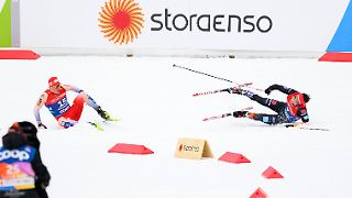 Ski-Star bei "bestem Rennen des Lebens" vom Konkurrenten gefällt