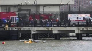 Helikopter stürzt in Hudson River – Sechs Tote