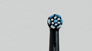 Die g&uuml;nstige Oral-B iO 2 putzt Z&auml;hne wie eine Siegerin