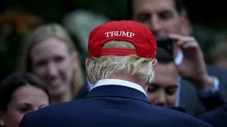 Zölle und Druck aufs Heimatland: Verprellt Trump Europas Rechte?