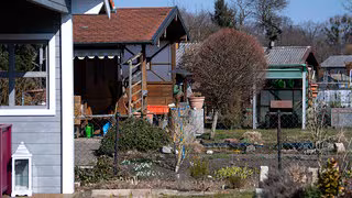 Mit welcher Versicherung sollte man seine Gartenlaube schützen?