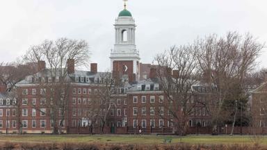 Harvard stellt sich gegen Trumps Forderungen