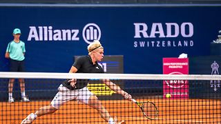 Tennis-Teenie ändert Namen und scheidet aus