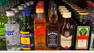 Wie Händler die Suchtprobleme Alkoholkranker ausnutzen