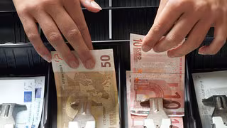 Preis an Ware und Kasse verschieden: Was muss ich bezahlen?