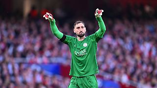 Gianluigi Donnarumma fliegt der Lächerlichkeit davon