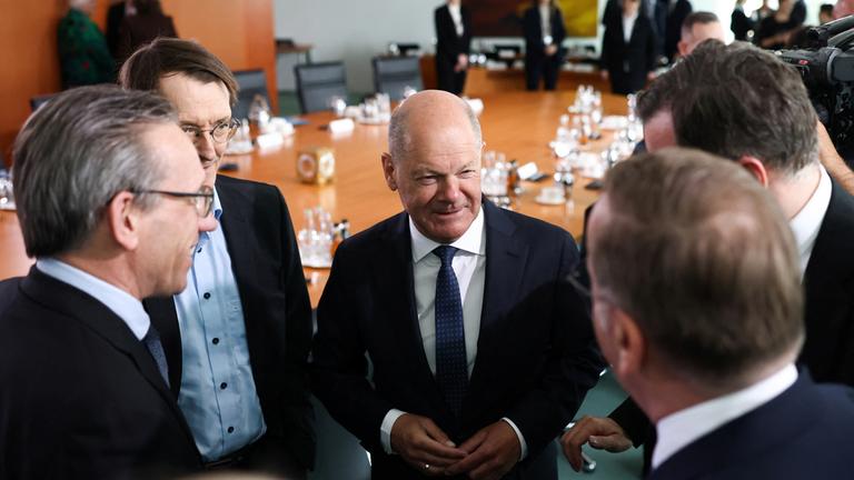 Hanseatisch nüchterner Abschied im Kanzleramt