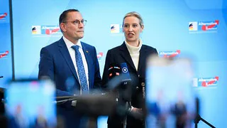 AfD will juristisch gegen Verfassungsschutz-Einschätzung vorgehen: "Schwerer Schlag gegen die bundesdeutsche Demokratie"