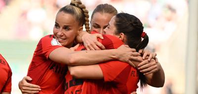 Bayerns Fußball-Frauen gewinnen das Double