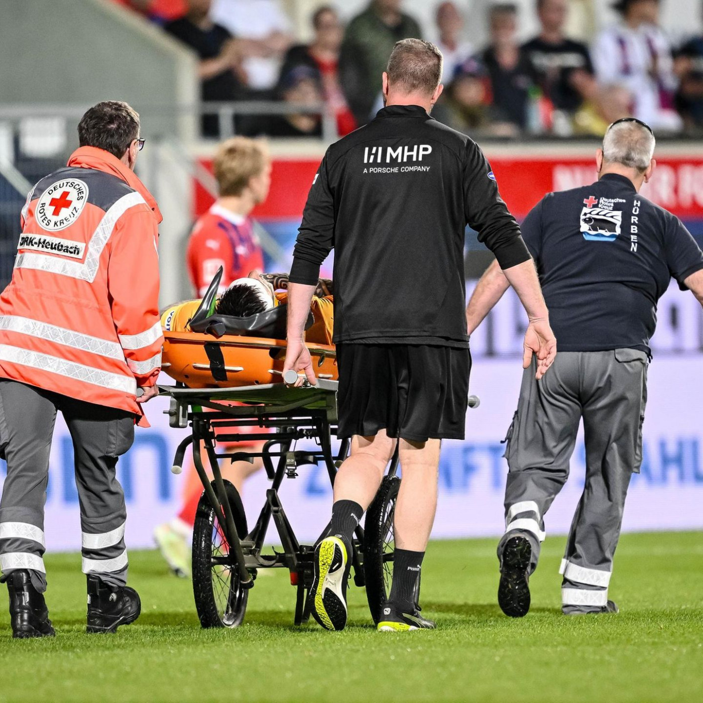 Heidenheim sorgt sich um Torwart Müller – Bochums Abstieg rückt näher