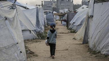 Helfer beklagen "Kriegswaffe Hunger"