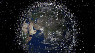 Wie ein Unternehmen aus Dresden Weltraumschrott bekämpft