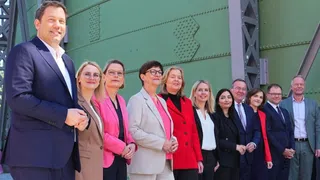 SPD-Kabinett steht – Koalitionsvertrag mit Union unterzeichnet