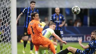 "Grausame Strafe für Barça, skandalöse Schiedsrichterleistung"