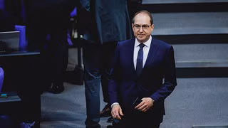 Liveblog: Dobrindt plant offenbar 3.000 zusätzliche Bundespolizisten an den Grenzen