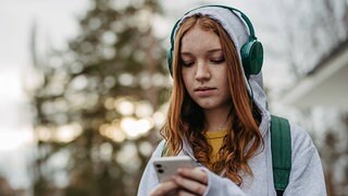 Jugendliche mit psychischen Erkrankungen surfen mehr und anders