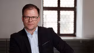 Ex-Ostbeauftragter Carsten Schneider zur Benachteiligung Ostdeutscher: "Es wächst sich nicht aus"