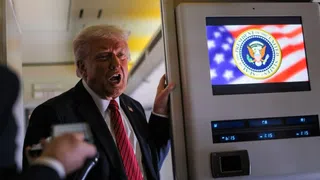 Jumbo-Geschenk und Kryptomillionen an Trump werfen Fragen auf