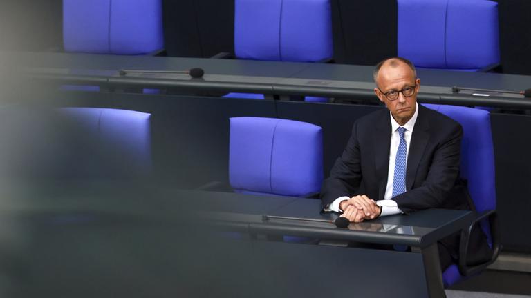 Merz stellt sein Regierungsprogramm vor