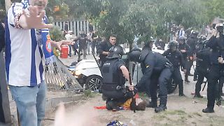 Frau fuhr vor Barcelona-Derby in Panik durch Menschenmenge