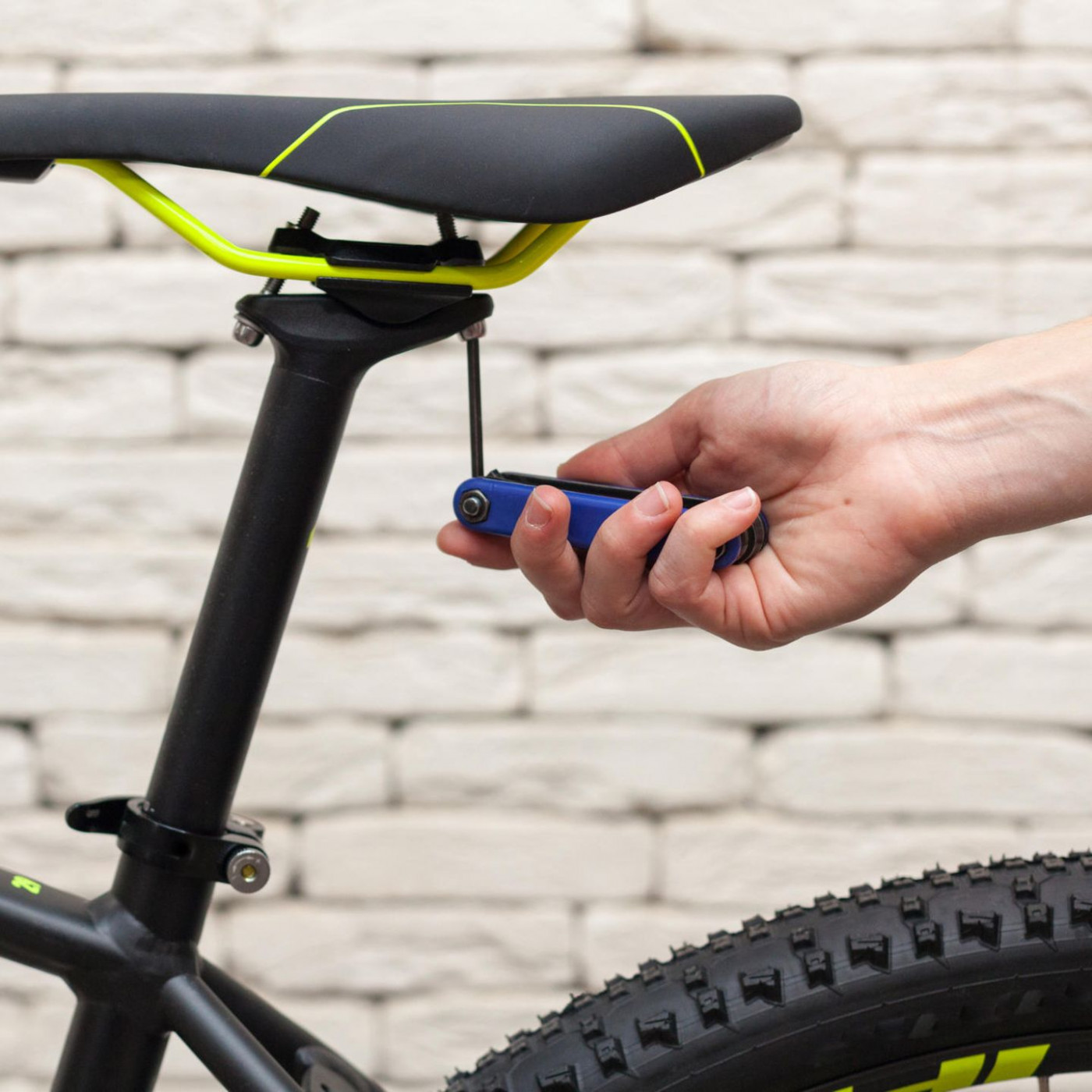 Bike Multitools: Mini-Pannenhelfer für Radtouren