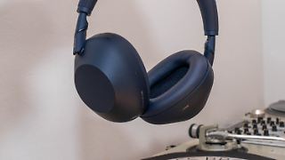 Der Sony WH-1000XM6 ist ein Kopfh&ouml;rer zum Zunge schnalzen
