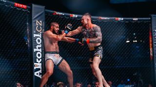 Jakobi wird in München zum Holzfäller - der Axt-Kick reicht aber nicht