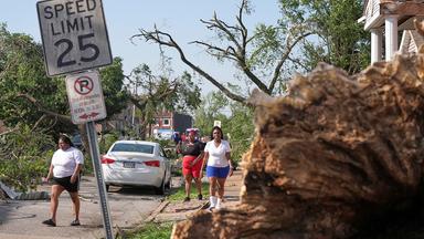 Zahlreiche Tote durch Tornados in den USA