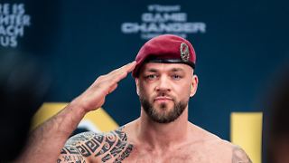 Lkw-Fahrer und Real-Life-Gladiator bringen Halle in München zum Beben