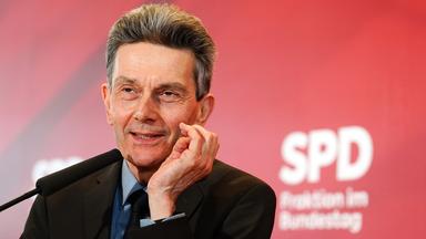 Mützenich regt neues SPD-Grundsatzprogramm an