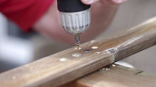 G&uuml;nstige Ger&auml;te &uuml;berzeugen beim Test von Akku-Bohrschraubern