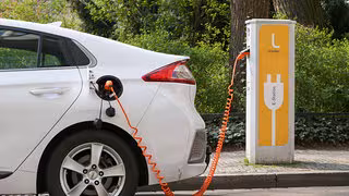 Nach wie vielen Kilometern lohnt sich ein E-Auto fürs Klima?