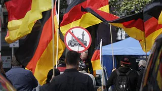 Steigende Zahlen rechtsextremer Straftaten überfordern Präventionsarbeit