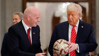 FIFA verkauft TV-Rechte für Fußball-WM an die Telekom