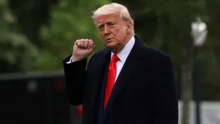 Trump droht mit 50-Prozent-Zöllen auf EU-Waren ab Juni