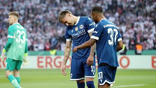 In 16 Minuten implodiert Pokalschreck Bielefeld