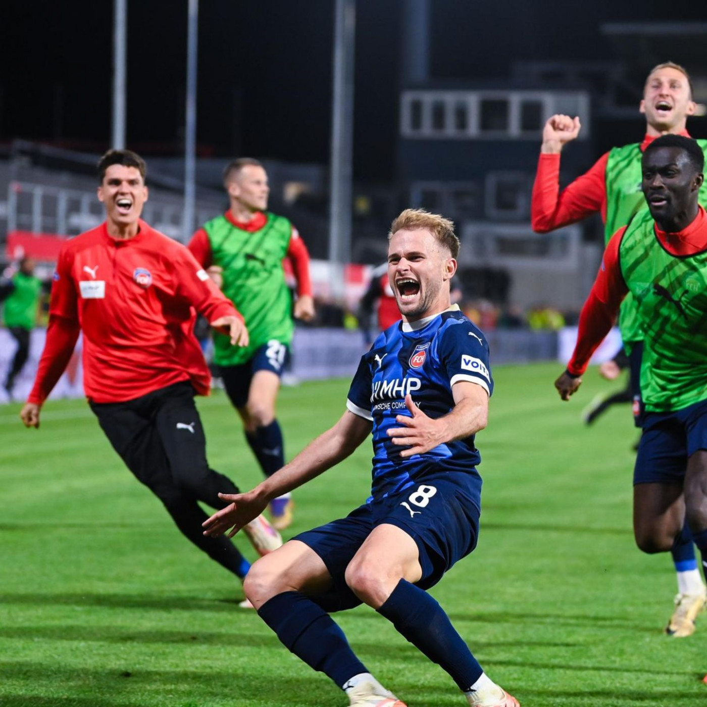 Heidenheim trifft in der Nachspielzeit und bleibt Bundesligist