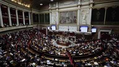 Frankreichs Parlament ebnet Weg für Sterbehilfe
