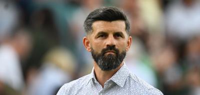 Schalke holt unbekannten Trainer aus England und hat gleich Ärger