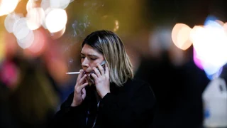 Frankreich sagt «Adieu» zum Rauchen in öffentlichen Räumen