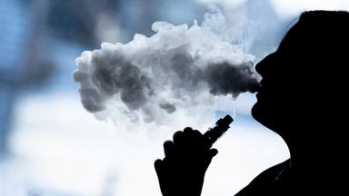 Warken fordert mehr Nichtraucherschutz