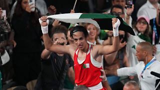World Boxing führt Geschlechtertests wegen Olympiasiegerin Khelif ein