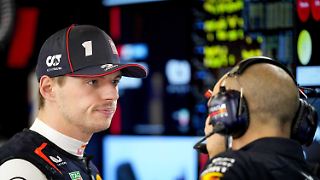 Verstappen verhöhnt fassungslosen Konkurrenten nach "Mario Kart"-Attacke