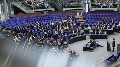 Warum der Bundestag wieder über Lieferketten debattiert