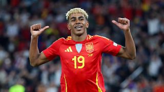 Spaniens Fußballer rauben der Welt und sich selbst den Verstand