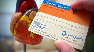 Bundesgesundheitsministerin Warken wirbt für mehr Spendenbereitschaft