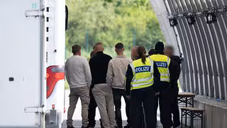 Grenzkontrollen: Dobrindt will für Zurückweisungen bis vor Europäischen Gerichtshof gehen