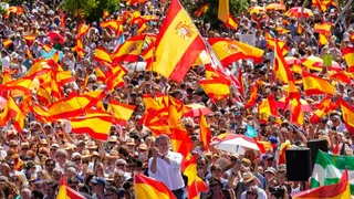 Zehntausende demonstrieren in Madrid gegen Regierung