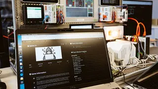 Hack the Grid: Thüringer trainieren Stromnetzbetreiber gegen Cyberangriffe