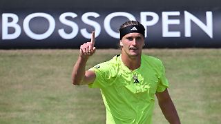 Zverev kämpft sich bei Hitzeschlacht ins Finale gegen Angstgegner